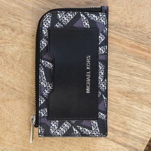 NWT Michael Kors Multi Card Zip Wallet